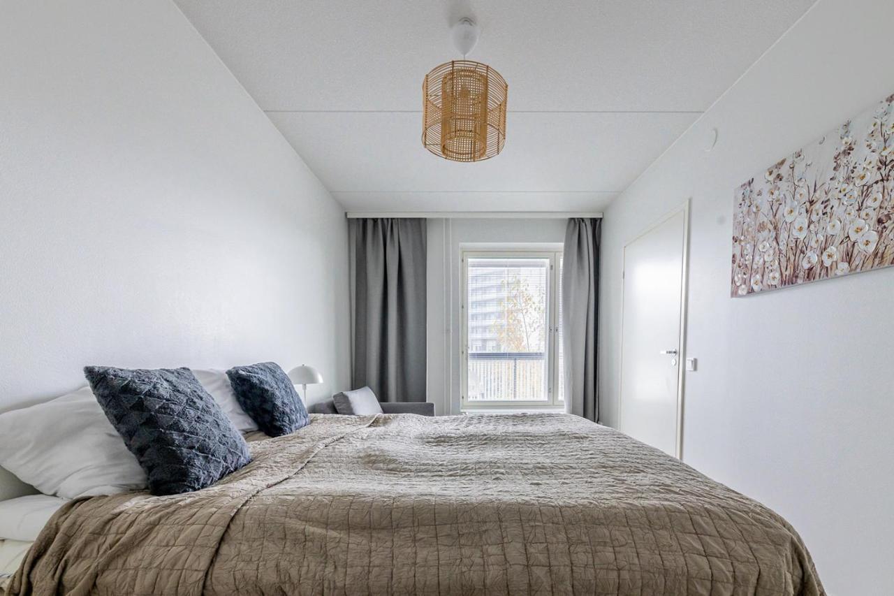 Sleepwell Apartments Niittykumpu 12 - Metro, 15 Min From Helsinki City Espoo Zewnętrze zdjęcie